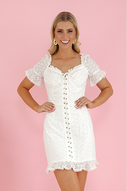 EVERLY DRESS IN WHITE