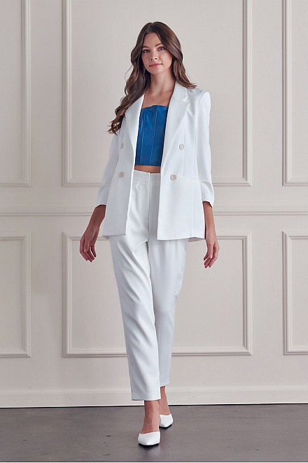 RAYNE DETAIL BLAZER AND PANTS SET IN OFF WHITE